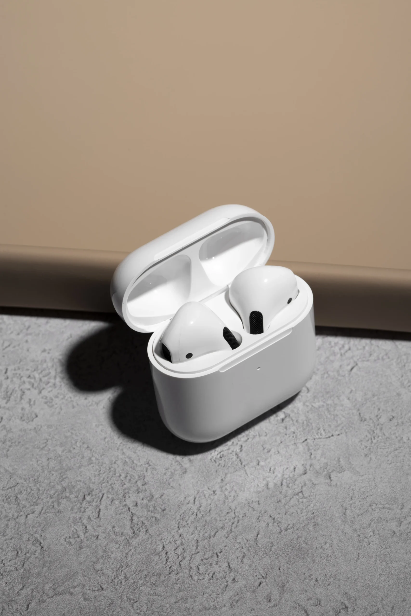 Top 10 Cute AirPod Case Stylish, Trendy & Must-Have Designs