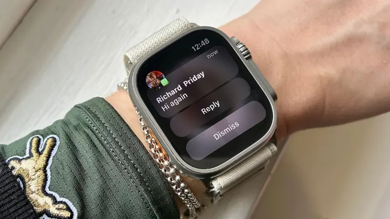 WhatsApp Releases a Compatible Apple Watch Beta App for Easier Messaging on Your Wrist